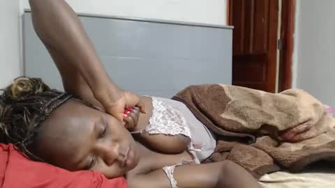 Emilly online show from October 26, 9:25 pm