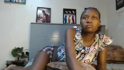 Emilly online show from February 23, 9:16 pm