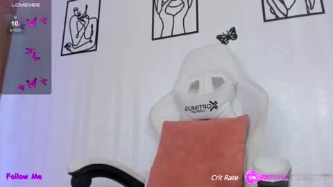 Emily  online show from February 17, 2:06 pm