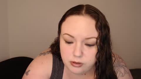 Emily Bankz online show from December 28, 5:46 pm