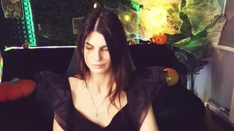 Emily online show from November 2, 2:11 am