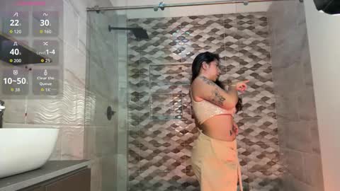 emilyy_cooperr online show from November 1, 12:26 pm