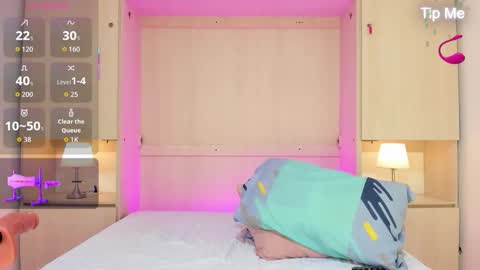 Emily online show from December 5, 5:28 am