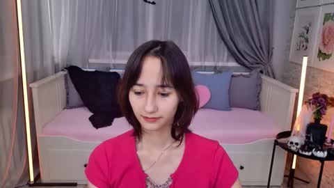 Snapshot of emilyyswonn chatting on October 28, 5:03 pm Emily online show from October 28, 5:03 pm