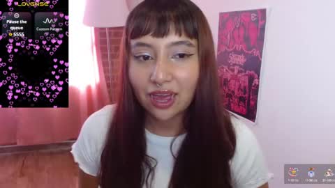 Snapshot of emitaa17228 chatting on February 26, 6:26 pm emma online show from February 26, 6:26 pm