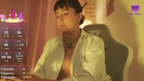 emma online show from December 16, 10:49 pm