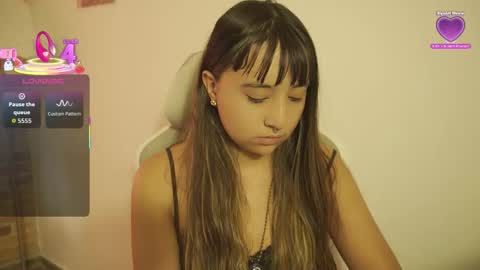 Snapshot of emitaa17228 chatting on September 13, 7:16 pm emma online show from September 13, 7:16 pm