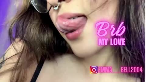Snapshot of emma__bell_ chatting on September 13, 12:18 pm Emma Is here online show from September 13, 12:18 pm