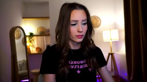 Your Emma online show from January 15, 3:22 am