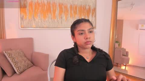 Snapshot of emma_alice_ chatting on February 26, 6:37 pm Alice online show from February 26, 6:37 pm