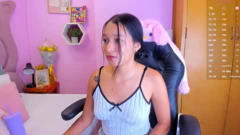 Snapshot of emma_anturin chatting on September 24, 10:05 pm Emma Anturin online show from September 24, 10:05 pm