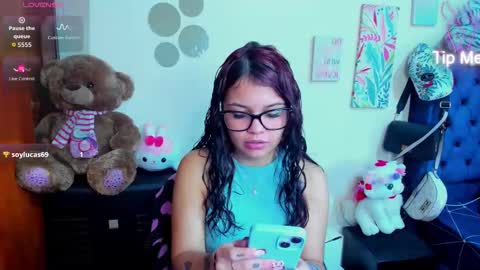 emma_boo_ online show from February 5, 6:22 pm