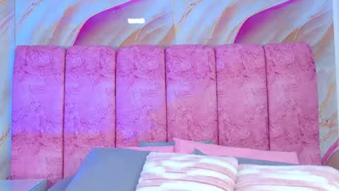 Emma online show from March 19, 3:34 am