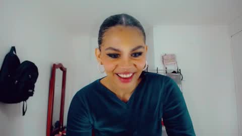 Snapshot of emma_diva chatting on September 27, 11:35 pm emma online show from September 27, 11:35 pm