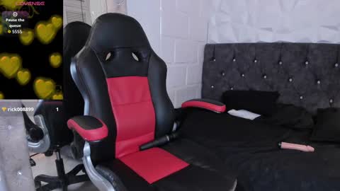 emma_dl2 online show from November 21, 6:06 pm