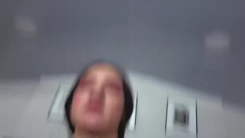 Emma online show from March 9, 7:29 pm