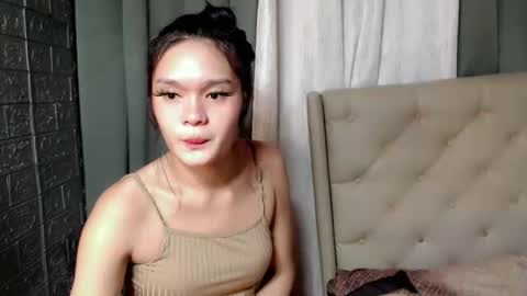 emma_glow69 online show from January 11, 1:06 pm