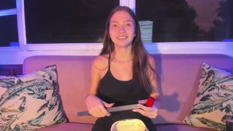 emma_jhoons online show from November 25, 11:09 am