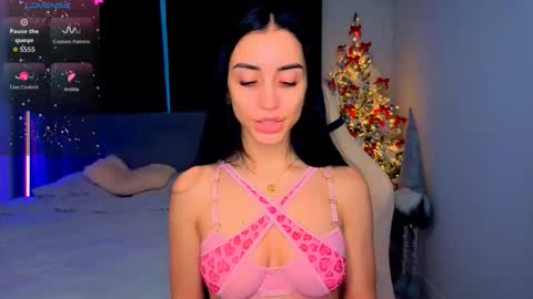 Emma online show from January 10, 12:10 pm