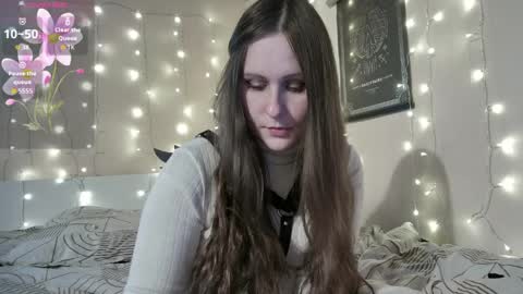 emma_just online show from March 31, 2:50 pm