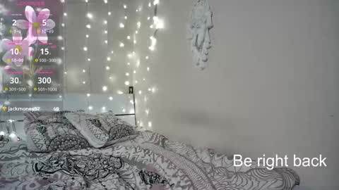 Snapshot of emma_just chatting on October 4, 7:39 am emma_just online show from October 4, 7:39 am