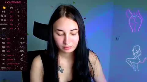 Snapshot of emma_loon chatting on September 15, 6:59 am Emma online show from September 15, 6:59 am