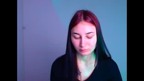 Snapshot of emma_loon chatting on February 7, 5:52 am Emma online show from February 7, 5:52 am