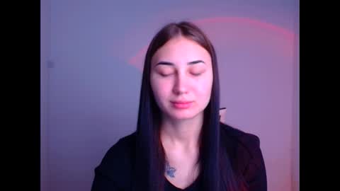 Snapshot of emma_loon chatting on January 30, 6:13 am Emma online show from January 30, 6:13 am