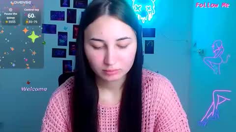 Emma online show from November 21, 12:58 pm