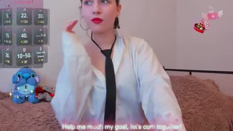 emma_loveyou online show from February 24, 9:10 am