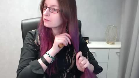 emma online show from February 1, 7:36 am