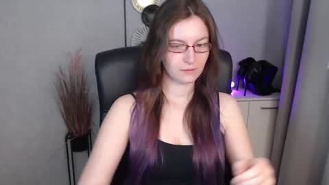 emma online show from October 11, 6:07 am