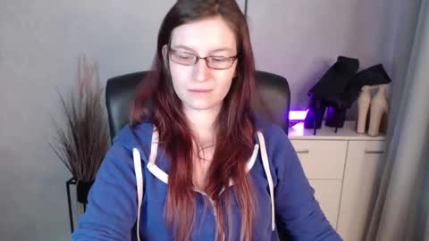 emma online show from February 12, 8:51 am