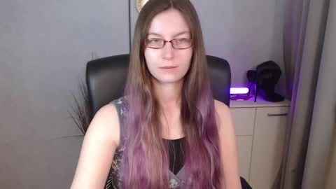 emma online show from September 23, 5:56 am