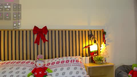  Emma morales  online show from December 20, 11:39 am