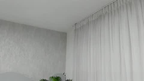 Emma Morgann online show from February 28, 11:25 am