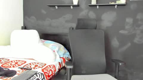 emma online show from January 15, 5:47 pm