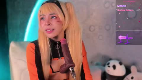 Snapshot of emma_nakamura chatting on October 11, 11:04 am online show from October 11, 11:04 am