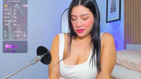   online show from March 11, 11:57 am