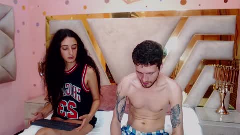 Emma and Tomas online show from December 12, 8:25 am