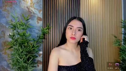 Snapshot of emmaa_robertts chatting on October 23, 12:28 pm Emma Everyday From 0530 to 1430 Col Time online show from October 23, 12:28 pm