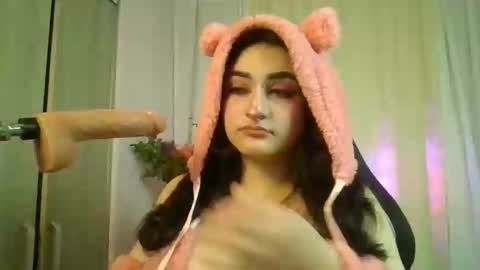 Snapshot of emmaamartinez chatting on September 24, 2:40 am modelo independente online show from September 24, 2:40 am