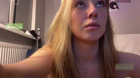 emmaandjake online show from December 3, 6:00 pm