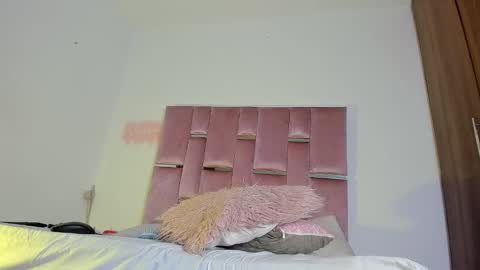 emmabrown10 online show from November 18, 4:26 am