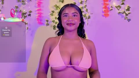 Emma online show from November 16, 5:04 pm