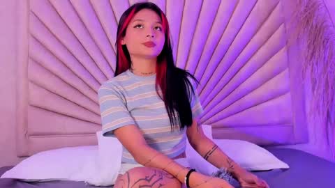 Snapshot of emmaduff_ chatting on September 25, 12:34 pm online show from September 25, 12:34 pm
