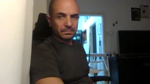 Snapshot of emmagold123 chatting on September 28, 9:02 pm Ariel online show from September 28, 9:02 pm