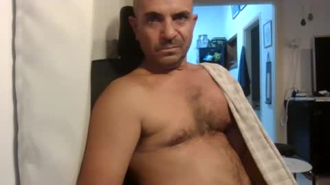 Ariel online show from October 30, 7:36 pm