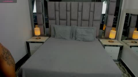 EMMA HILL online show from October 11, 11:04 am