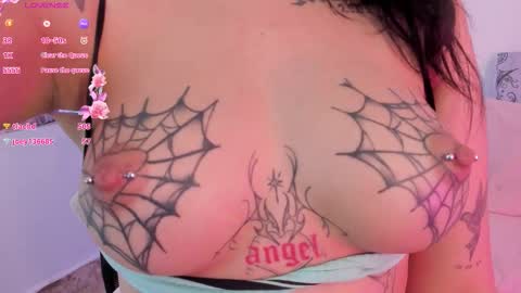 emmajohanson online show from January 8, 8:58 pm